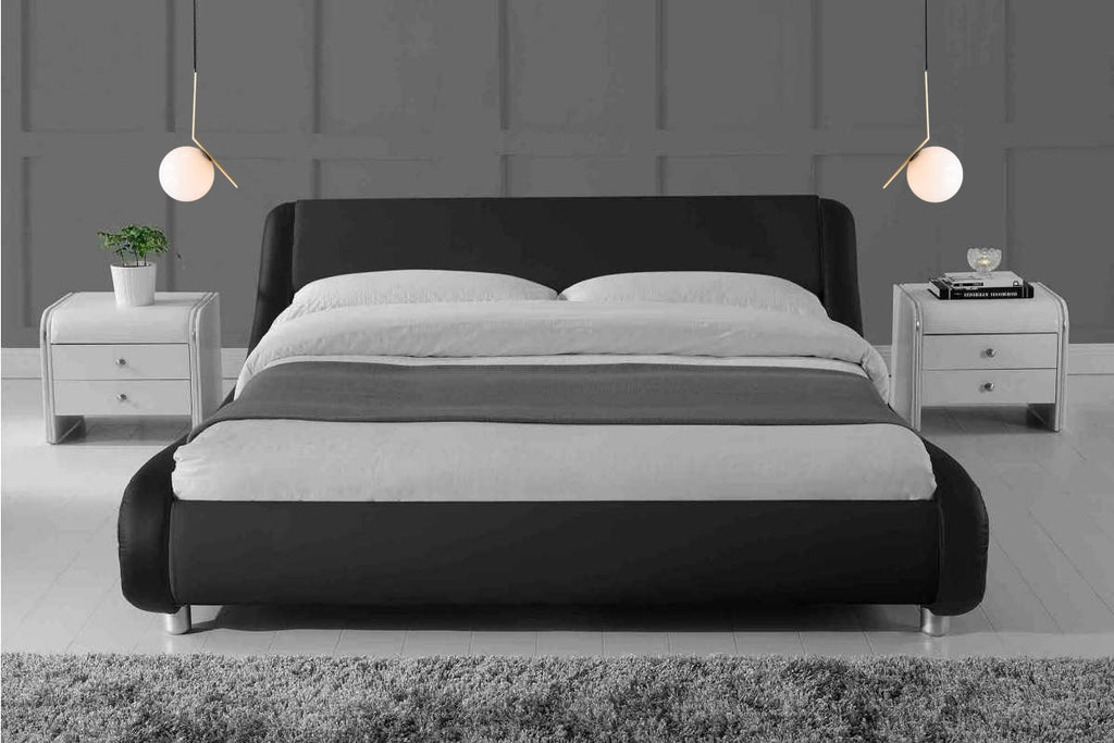 Trends to Try : Bedside Hanging Lights