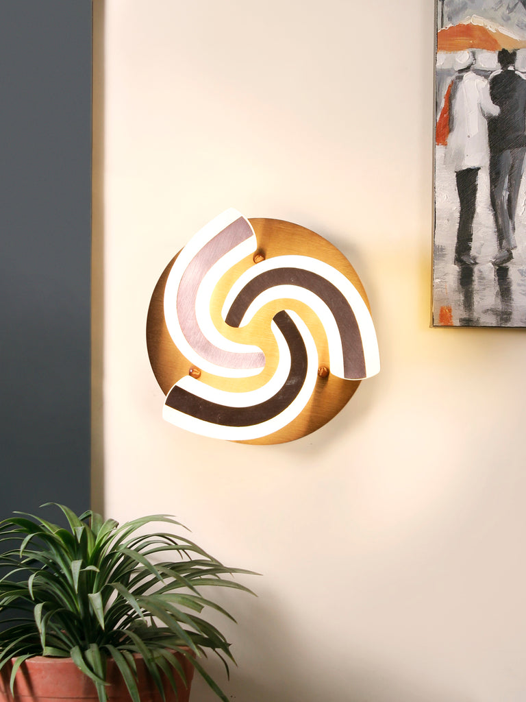 Splent Contemporary Wall Lamp| Buy Luxury Wall Lights Online India