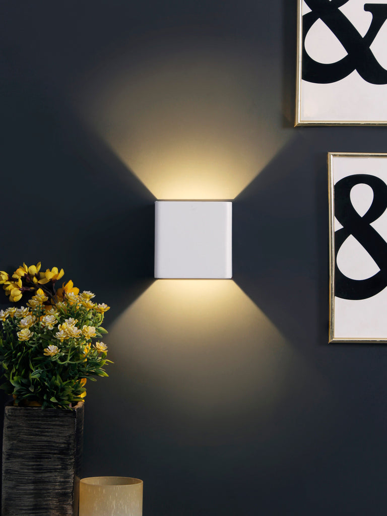 Elford LED Contemporary Wall Lamp| Buy LED Wall Lights Online India