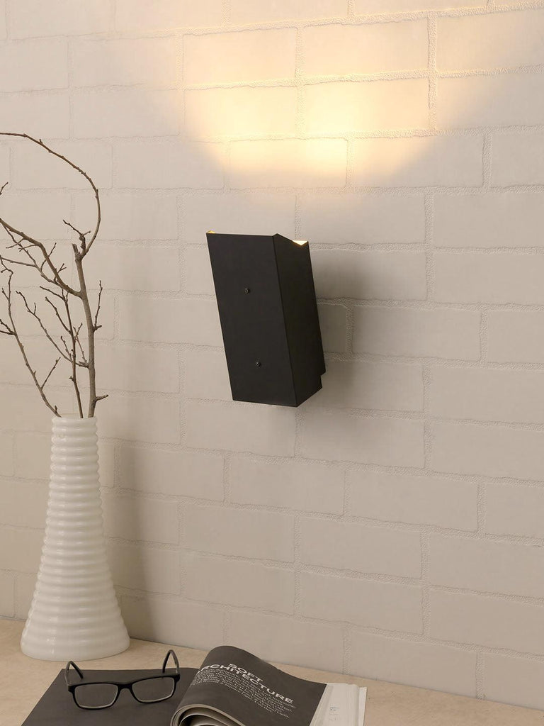 Travo LED Contemporary Wall Lamp| Buy LED Wall Lights Online India