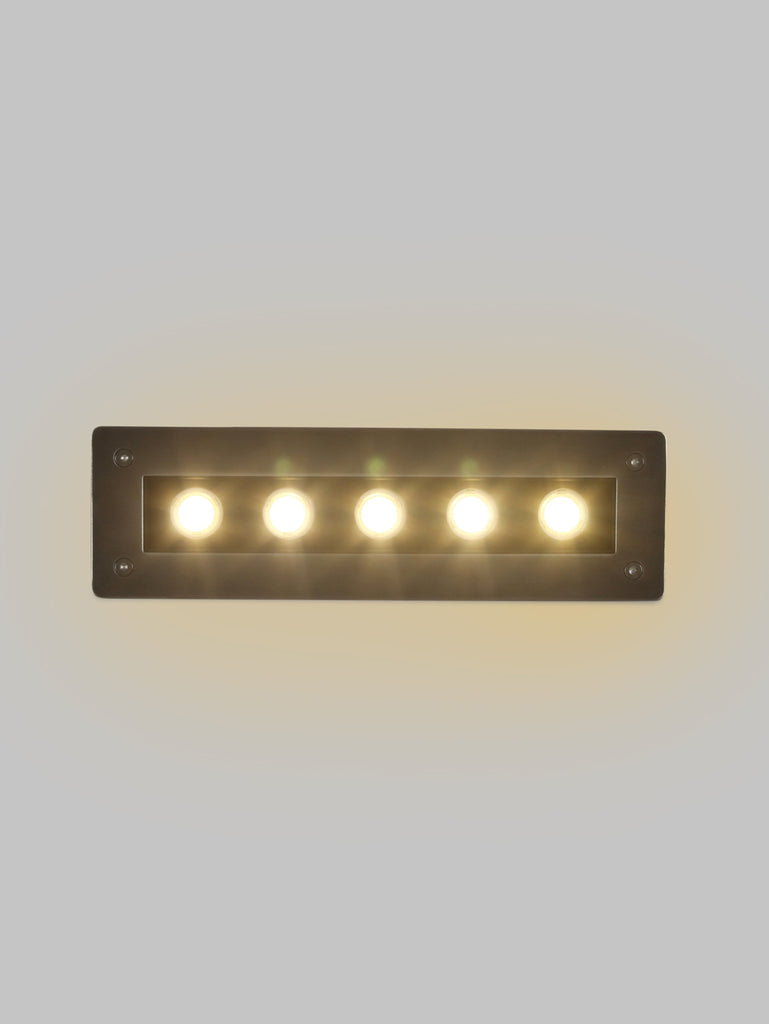 Pitch LED Step Light | Buy LED Outdoor Lights Online India