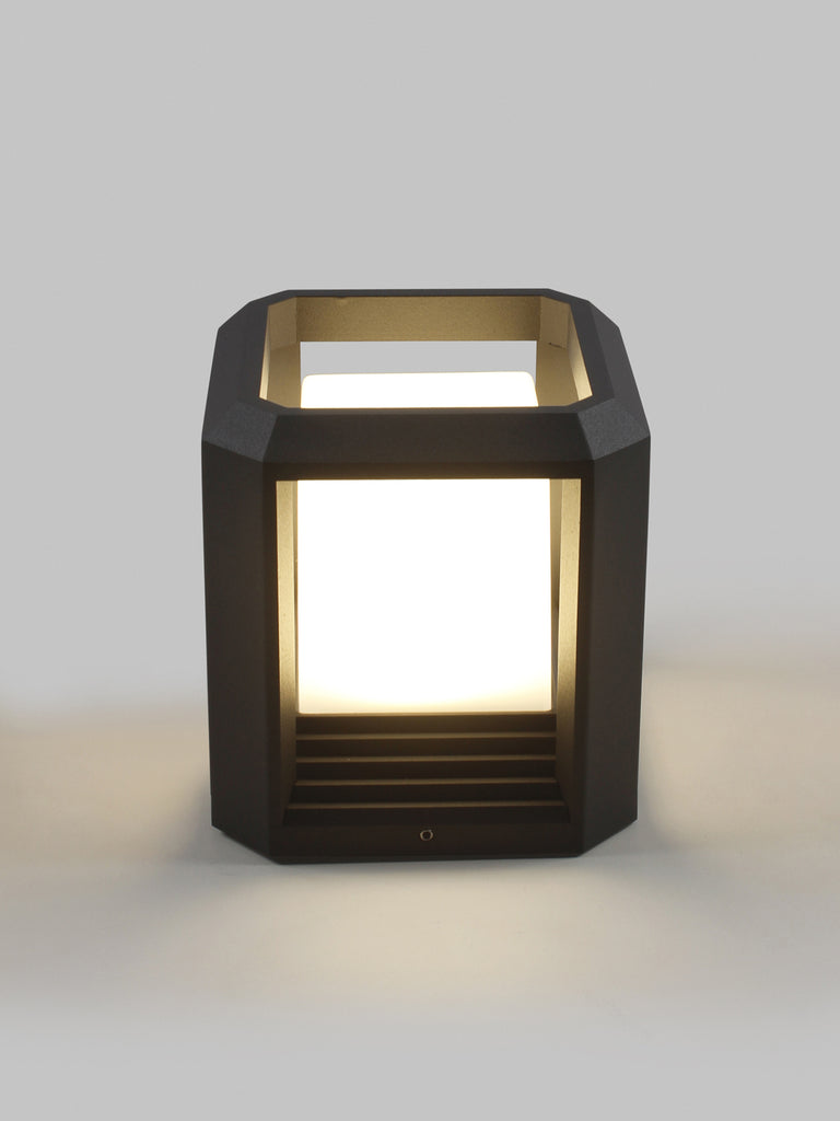 Porter LED Landscape Light | Buy LED Outdoor Lights Online India
