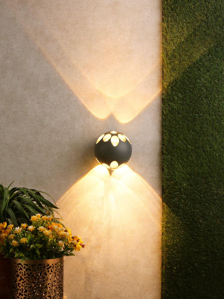 Brio LED Outdoor Wall Light | Buy LED Outdoor Lights Online India