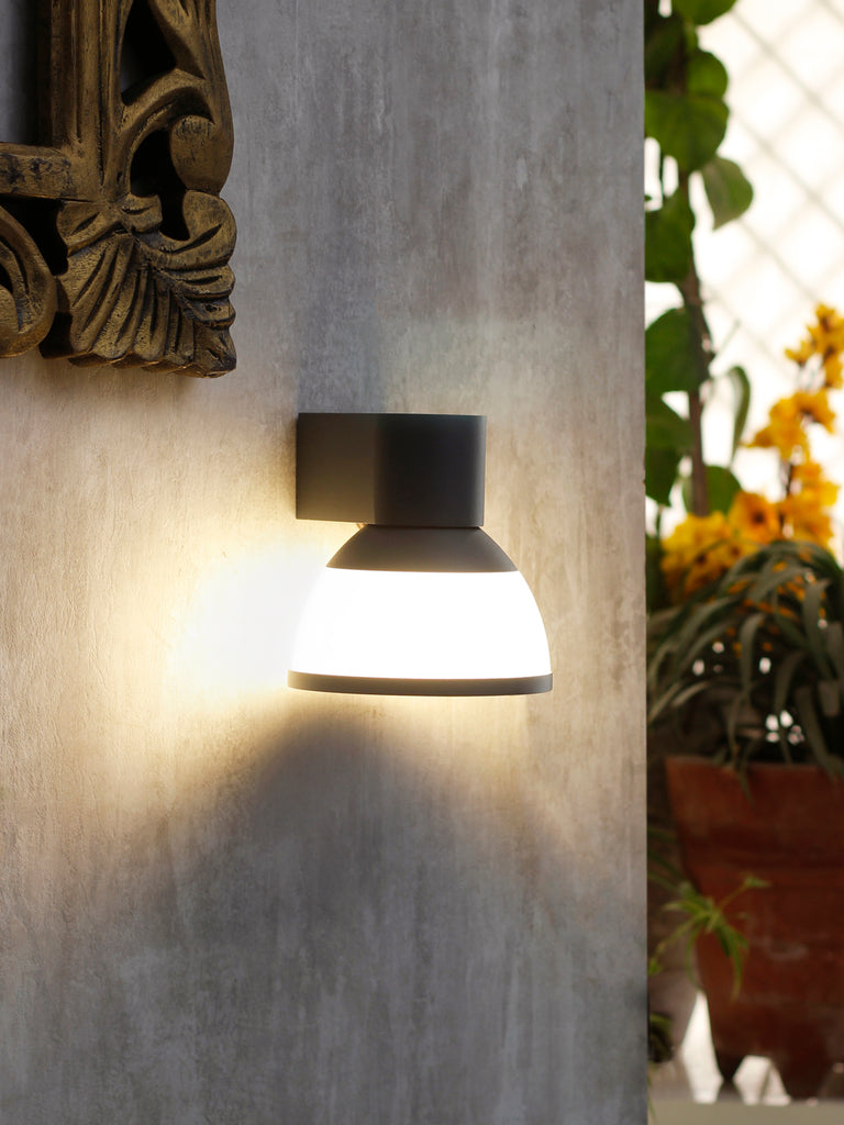 Comet LED Outdoor Wall Light | Buy LED Outdoor Lights Online India